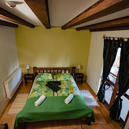 Hanu Bratcutei Hotel